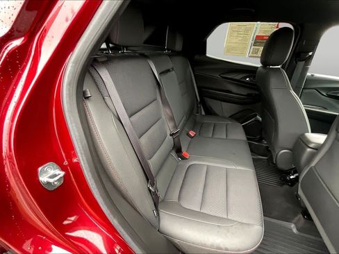 Used 2023 Chevrolet TrailBlazer RS w/ Convenience Package AWD/4WD image 39