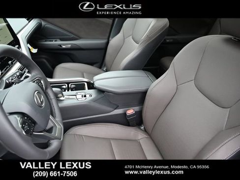New 2026 Lexus TX 350 AWD image 9