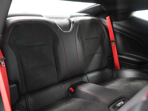 Used 2020 Chevrolet Camaro ZL1 RWD image 12