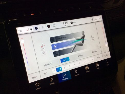 New 2025 Jeep Grand Cherokee Limited w/ Trailer Tow Package image 32