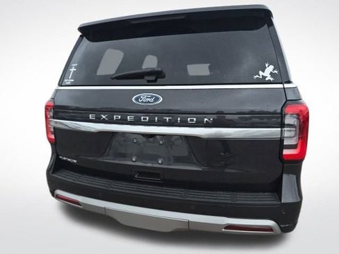 Used 2024 Ford Expedition Platinum image 4