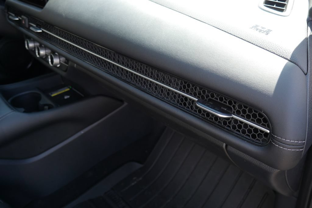 Used 2025 Honda HR-V EX-L image 9