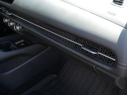 Used 2025 Honda HR-V EX-L image 9