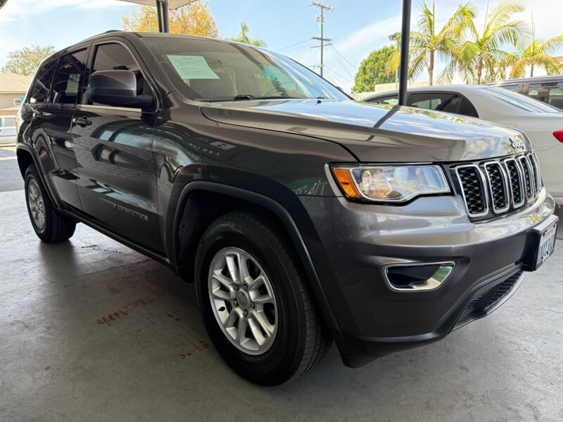 Used 2019 Jeep Grand Cherokee Laredo RWD image 7