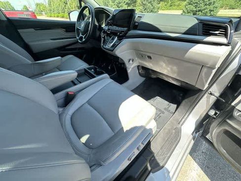 Used 2023 Honda Odyssey Touring image 24