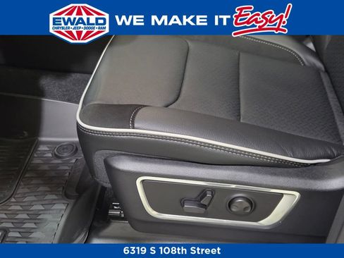 New 2026 RAM 1500 Laramie w/ Night Edition AWD/4WD image 15