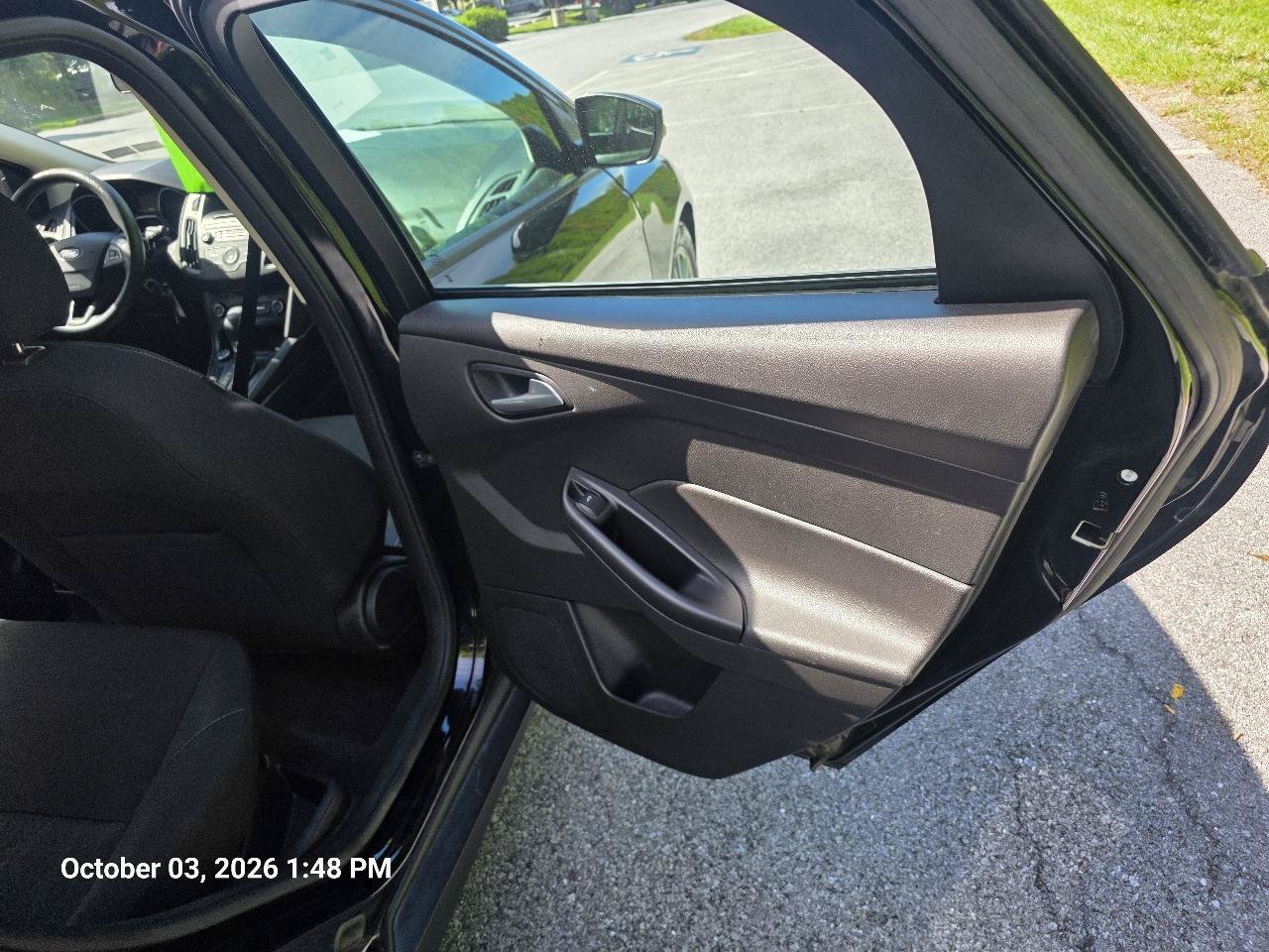 Used 2017 Ford Focus SE FWD image 16