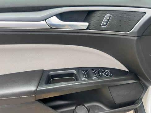 Used 2015 Ford Fusion S FWD image 12