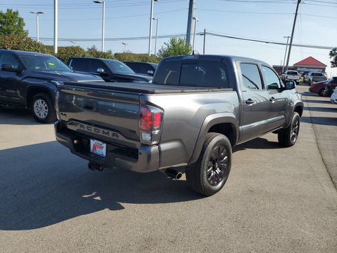 Certified 2022 Toyota Tacoma Limited w/ Nightshade Package AWD/4WD image 4