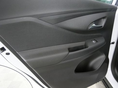 New 2026 Buick Envista Sport Touring w/ Convenience I Package FWD image 16