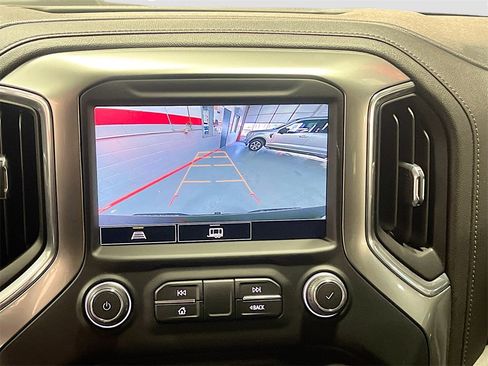 Used 2022 Chevrolet Silverado 1500 LT Trail Boss w/ Convenience Package II image 14