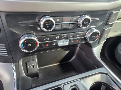 Certified 2025 Ford F150 Lightning XLT AWD/4WD image 25