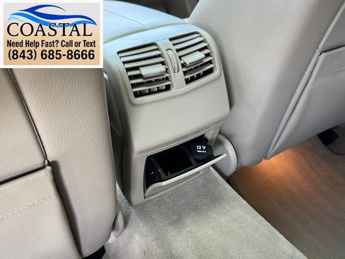 Used 2010 Mercedes-Benz E 350 4MATIC Sedan image 17