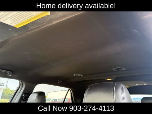 Used 2018 Ford Explorer XLT w/ Equipment Group 202A FWD image 19