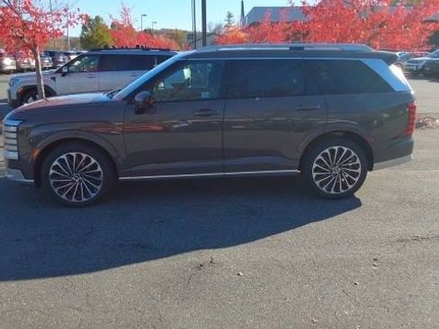 New 2026 Hyundai Palisade Calligraphy AWD/4WD image 2
