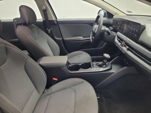 Used 2025 Kia K4 FWD image 21