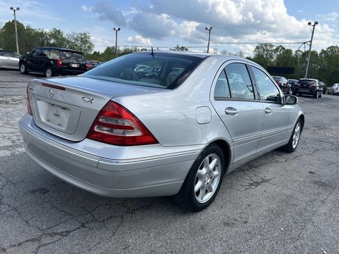 Used 2003 Mercedes-Benz C 240 Sedan image 13
