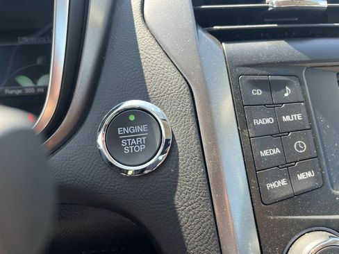 Used 2017 Ford Fusion S image 22