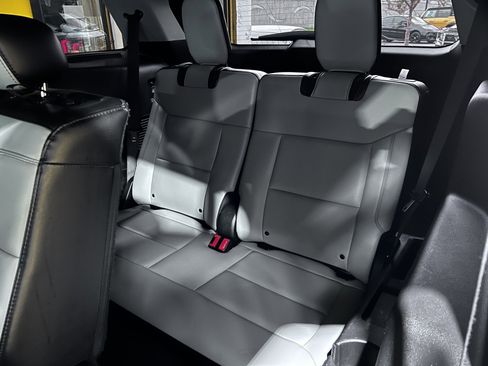 Used 2021 Ford Explorer XLT w/ Equipment Group 202A image 20