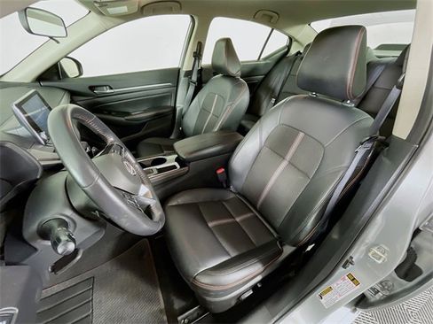 Used 2024 Nissan Altima 2.5 SR image 20