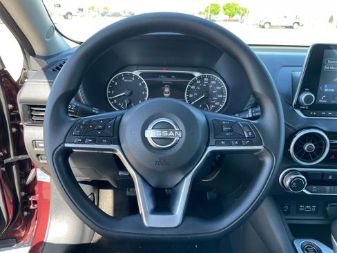 Used 2025 Nissan Sentra SV image 27