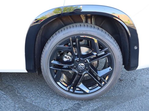 New 2026 Volkswagen Tiguan SE R-Line image 10