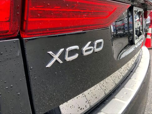 Used 2018 Volvo XC60 T6 Inscription w/ Convenience Package image 31