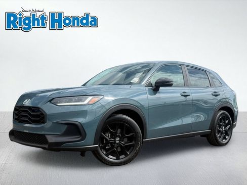 Used 2024 Honda HR-V Sport image 2