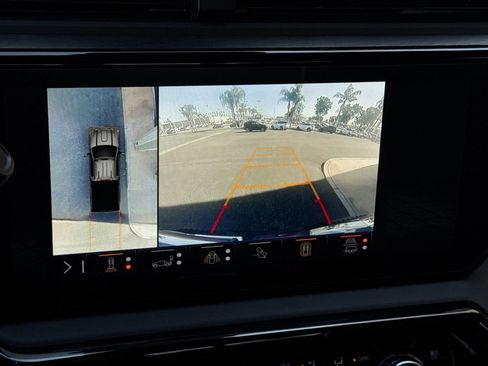 Certified 2025 GMC Sierra 2500 AT4X image 20