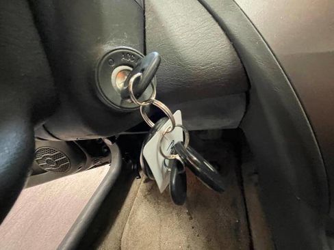 Used 2006 Saturn ION Level 3 w/ Enhanced Performance Pkg image 43