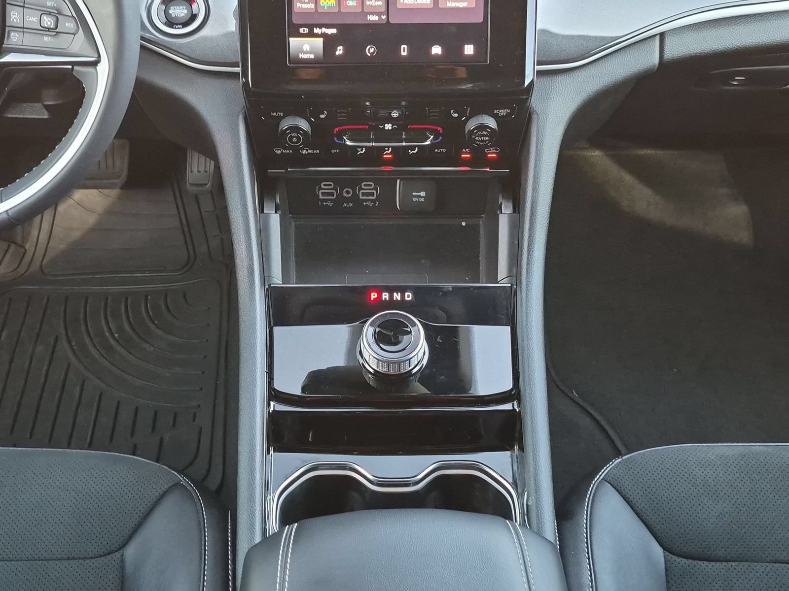 Used 2023 Jeep Grand Cherokee Altitude AWD/4WD image 19