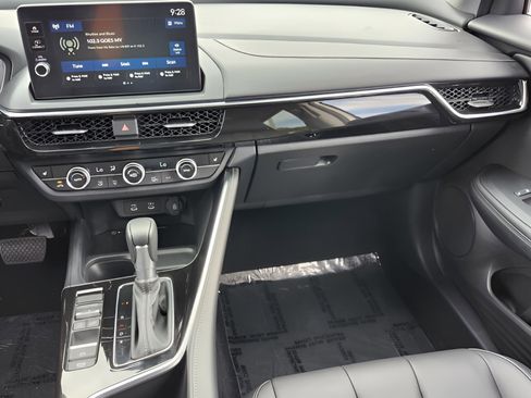 Used 2025 Acura ADX FWD image 18