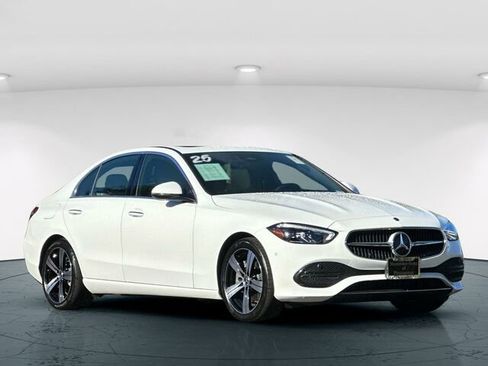 Used 2025 Mercedes-Benz C 300 4MATIC Sedan image 9