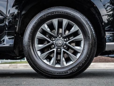 Used 2018 Lexus GX 460 Premium AWD/4WD image 13