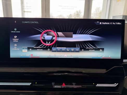 Certified 2025 BMW 530i xDrive image 34