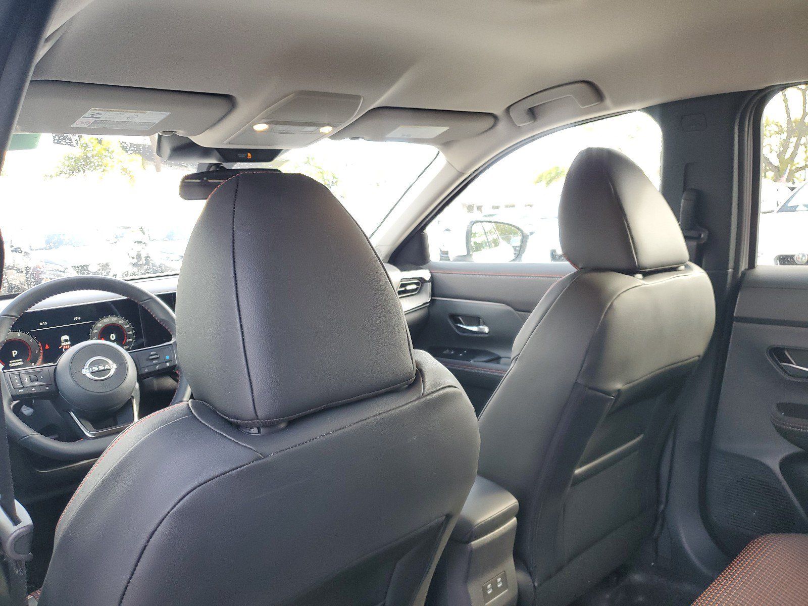 Certified 2025 Nissan Kicks SR AWD/4WD image 13