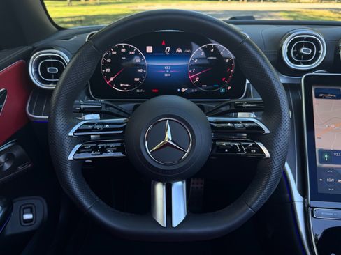 Used 2024 Mercedes-Benz CLE 450 4MATIC Cabriolet image 63