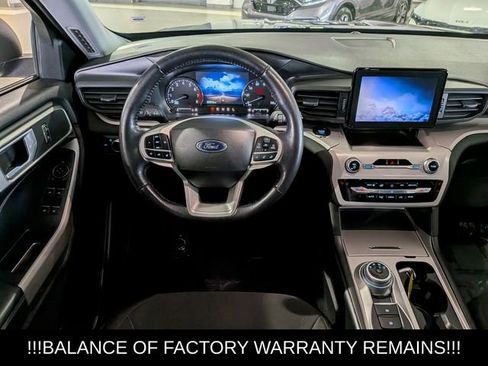 Used 2023 Ford Explorer XLT image 25