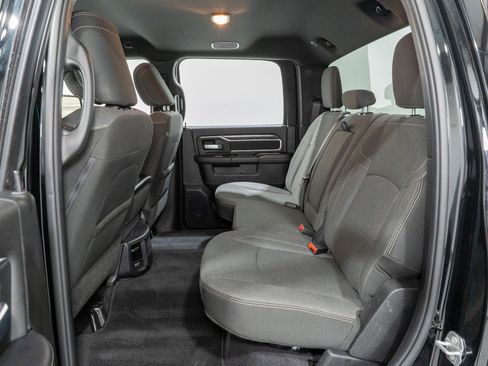 Used 2024 RAM 2500 Big Horn w/ Night Edition AWD/4WD image 28