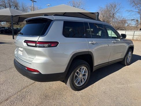 New 2025 Jeep Grand Cherokee L Laredo image 6