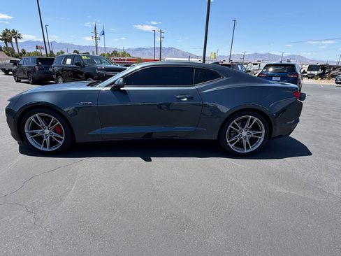 Used 2022 Chevrolet Camaro LT w/ Technology Package RWD image 6