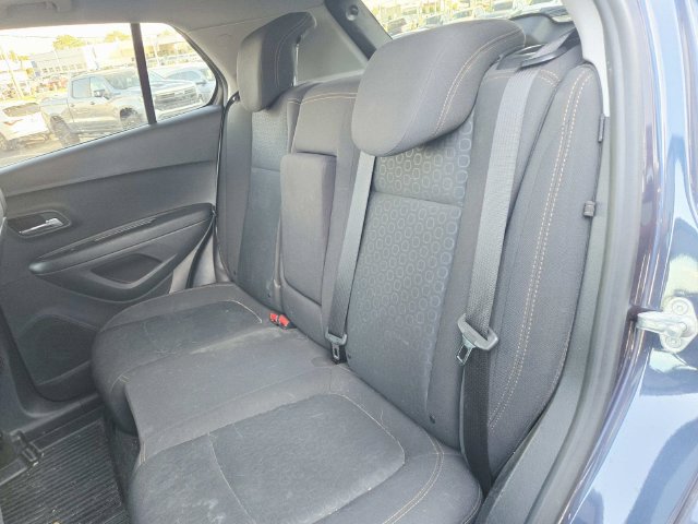Used 2019 Chevrolet Trax LS w/ Tint and Cruise Package FWD image 10