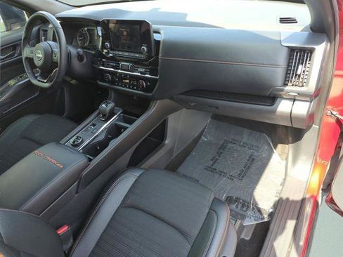 Certified 2025 Nissan Pathfinder Rock Creek AWD/4WD image 19