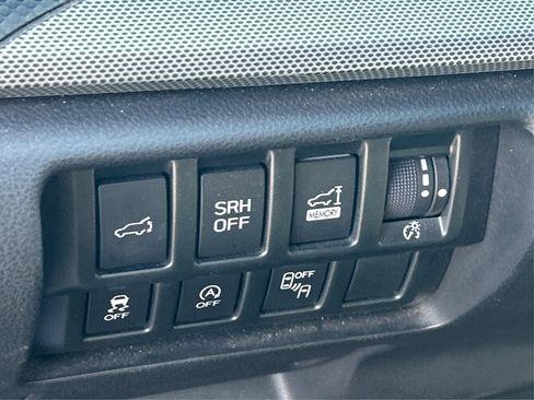 Used 2021 Subaru Forester Limited image 36