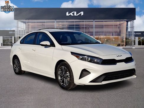 Certified 2023 Kia Forte LXS w/ LXS Technology Package image 1