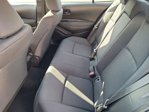 Used 2025 Toyota Corolla LE image 8