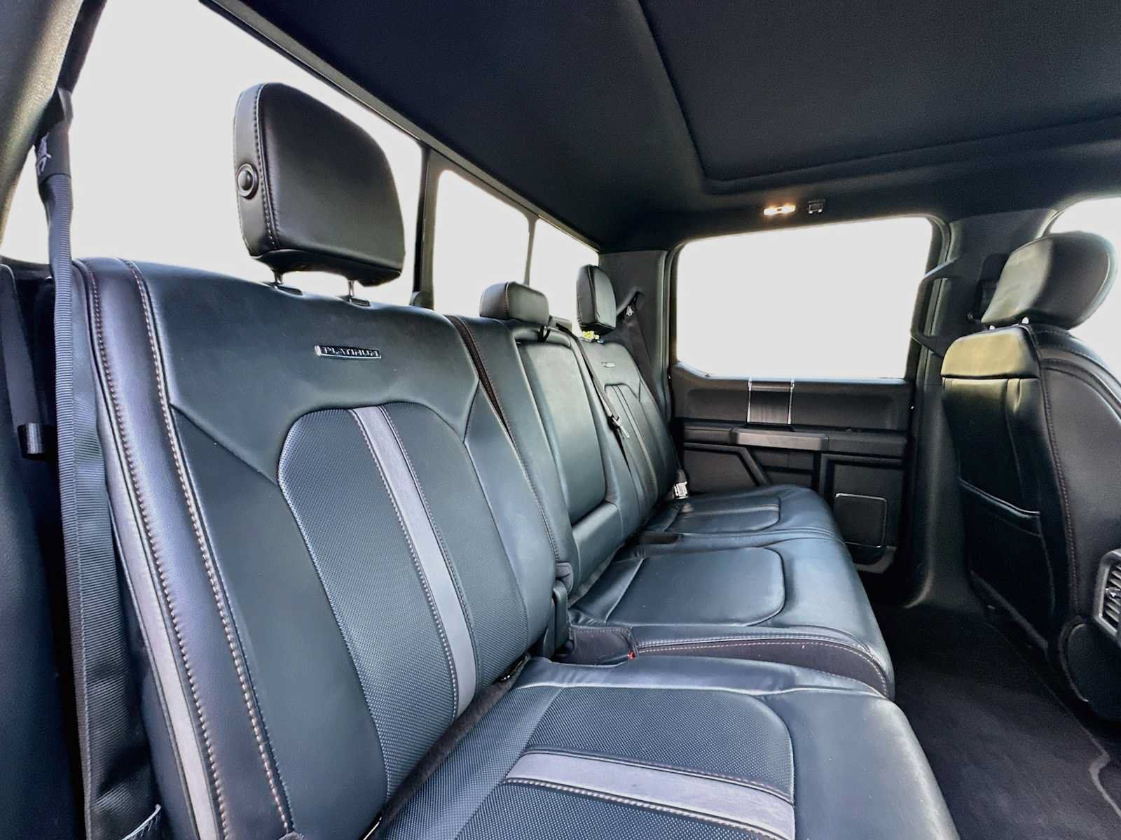 Used 2019 Ford F150 Platinum w/ Equipment Group 701A Luxury AWD/4WD image 27