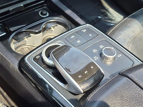 Used 2019 Mercedes-Benz GLS 450 4MATIC image 25