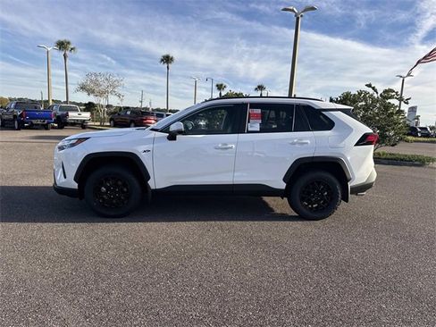 New 2025 Toyota RAV4 XLE image 7