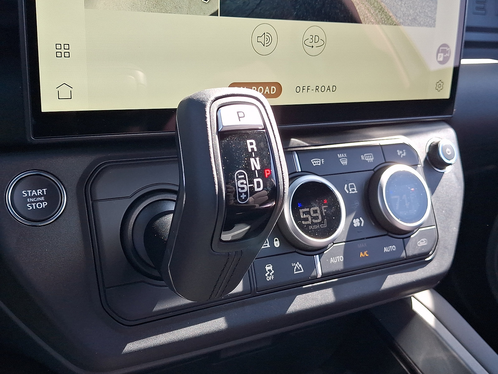 New 2026 Land Rover Defender 110 S AWD/4WD image 16